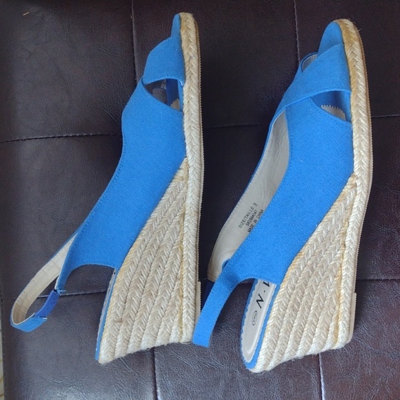 Wedge Sandals - Picture 5 of 6